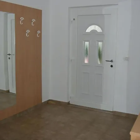 Ferienwohnung für sechs Personen Apartment