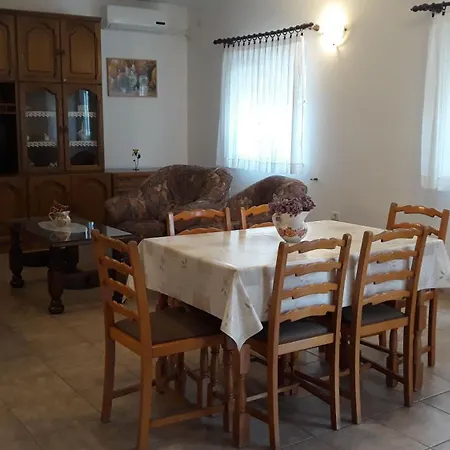 Ferienwohnung für sechs Personen
